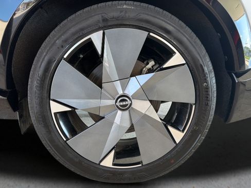 Used 2023 Nissan Ariya AWD/4WD image 24
