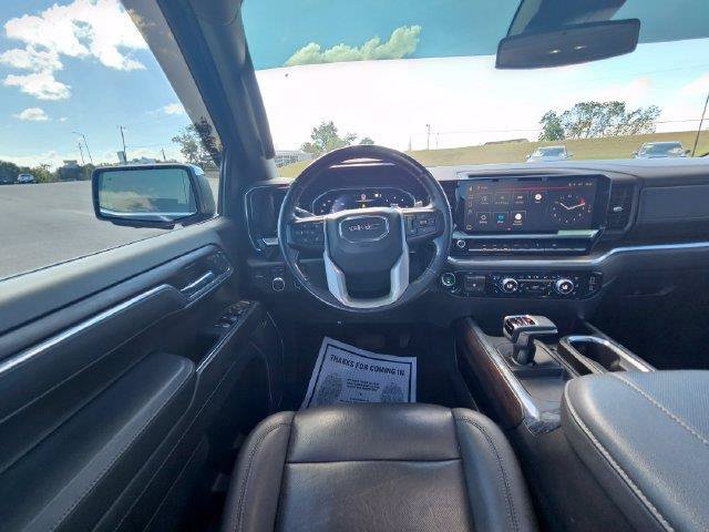 Used 2023 GMC Sierra 1500 SLT w/ SLT Premium Plus Package AWD/4WD image 13