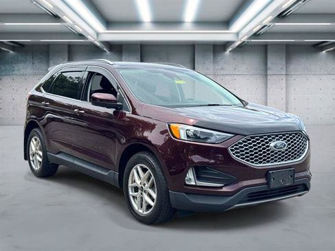 Certified 2023 Ford Edge SEL w/ Convenience Package AWD/4WD image 3