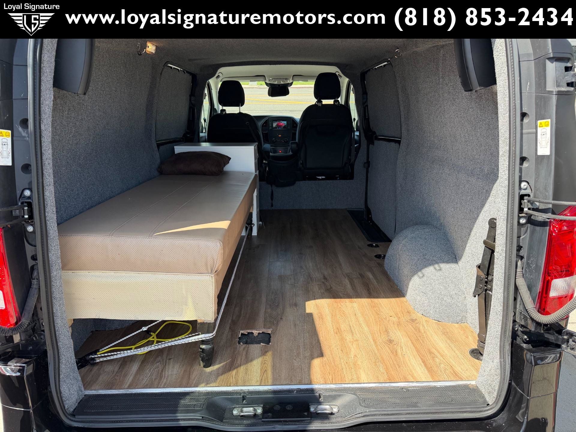 Used 2022 Mercedes-Benz Metris image 10