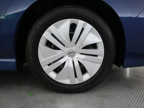 Used 2025 Nissan Leaf S FWD image 20