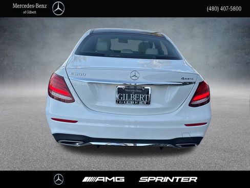 Used 2019 Mercedes-Benz E 300 4MATIC image 4