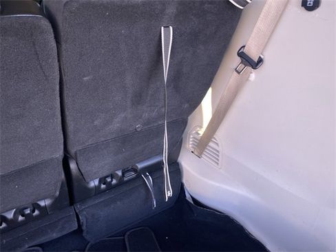 Used 2023 Chrysler Pacifica Touring-L image 30