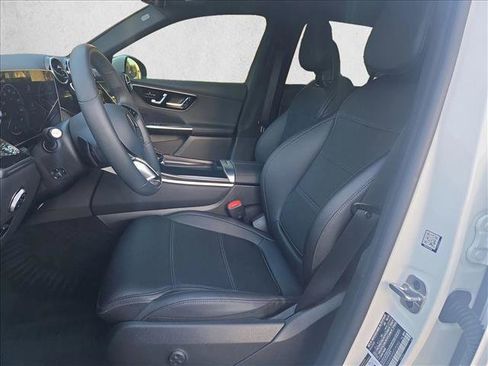 Certified 2025 Mercedes-Benz GLC 300 image 13