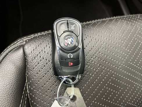 Certified 2022 Buick Encore GX Essence w/ Advanced Technology Package image 31
