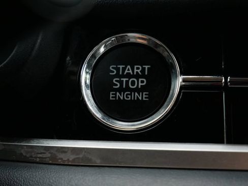 Used 2024 Mitsubishi Outlander SE AWD/4WD image 26