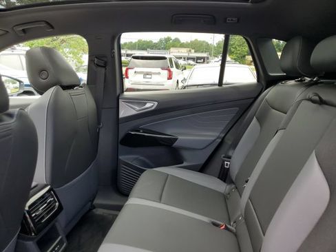 Used 2023 Volkswagen ID.4 Pro S RWD image 16