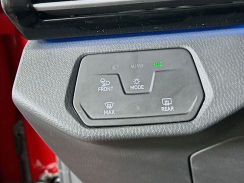 Used 2023 Volkswagen ID.4 S image 16