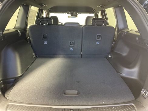 New 2025 Jeep Grand Cherokee Limited w/ Black Appearance Package image 8