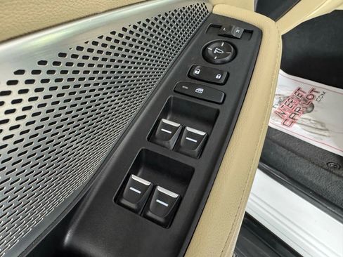 Used 2022 Acura MDX SH-AWD image 45