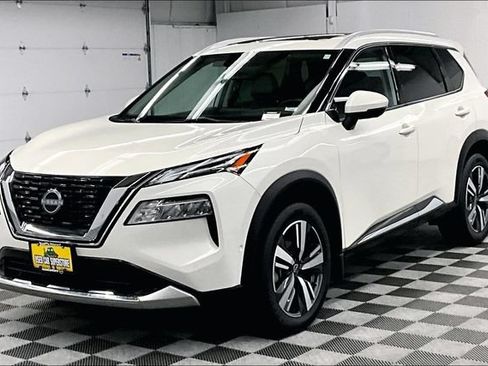 Used 2023 Nissan Rogue Platinum w/ Platinum Premium Package AWD/4WD image 12