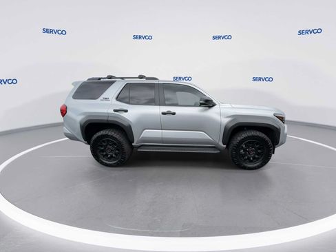 Used 2025 Toyota 4Runner 4WD image 9