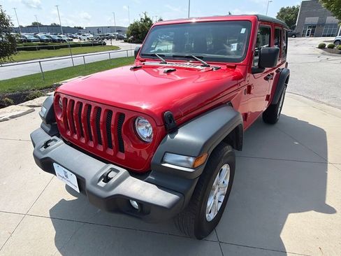 Used 2023 Jeep Wrangler Unlimited Sport AWD/4WD image 4