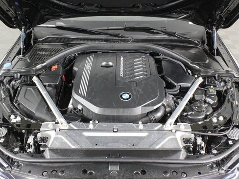 Used 2023 BMW M440i Convertible w/ Premium Package image 16