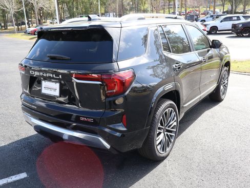 New 2026 GMC Terrain Denali w/ LPO, Floor Liner Package image 9