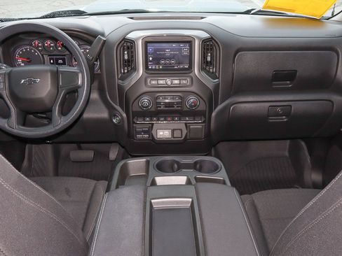 Used 2023 Chevrolet Silverado 1500 Custom Trail Boss w/ LPO, Dark Essentials Package image 10