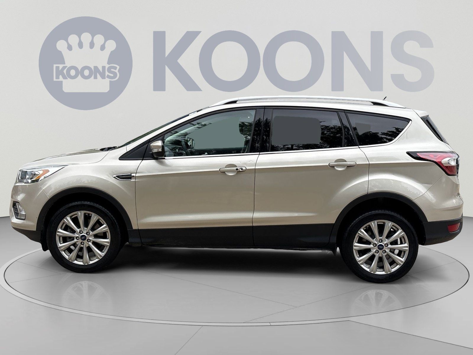 Used 2017 Ford Escape Titanium AWD/4WD image 2