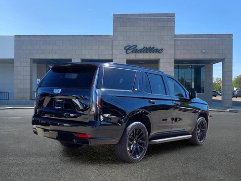Certified 2023 Cadillac Escalade Sport w/ LPO, ONYX Package AWD/4WD image 5
