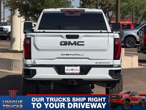 Used 2026 GMC Sierra 2500 Denali Ultimate AWD/4WD image 5