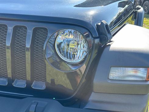 Certified 2021 Jeep Wrangler Sport image 9