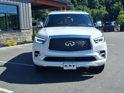 Used 2021 INFINITI QX80 Sensory w/ All-Season Package AWD/4WD image 2