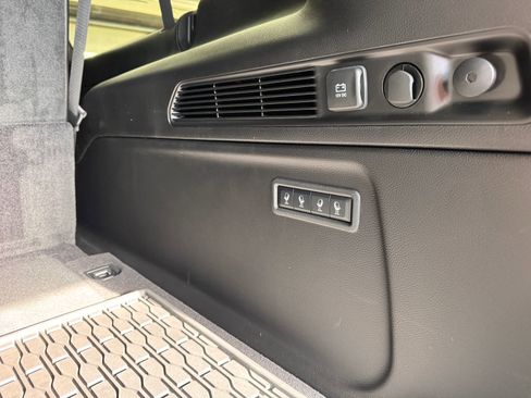 New 2026 Jeep Grand Wagoneer L Limited image 9