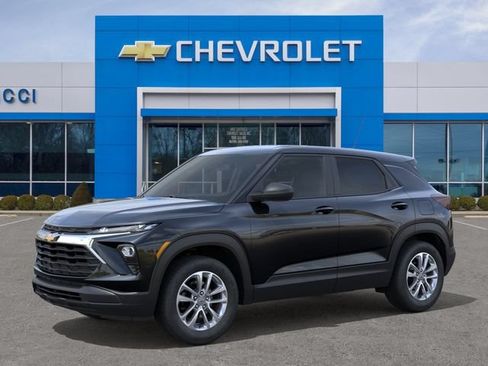 New 2026 Chevrolet TrailBlazer LS w/ LS Convenience Package FWD image 2