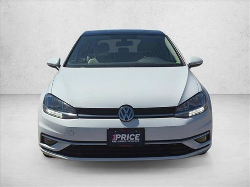 Used 2019 Volkswagen Golf SE FWD image 2