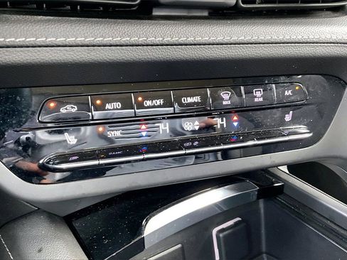 Used 2022 Buick Envision Preferred image 25