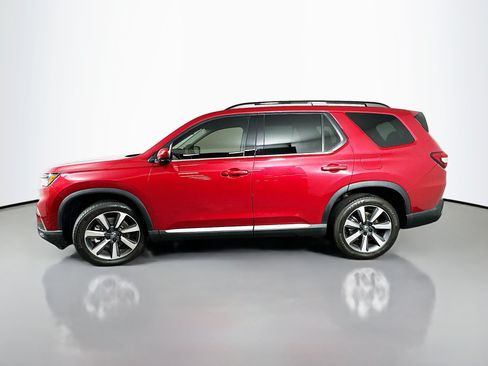 Used 2025 Honda Pilot Elite image 4