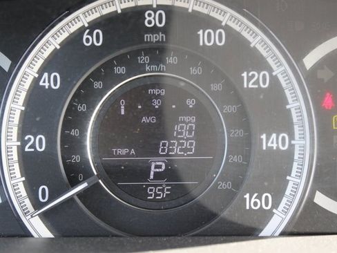 Used 2016 Honda Accord LX image 9