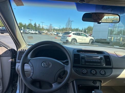Used 2005 Toyota Camry LE image 11