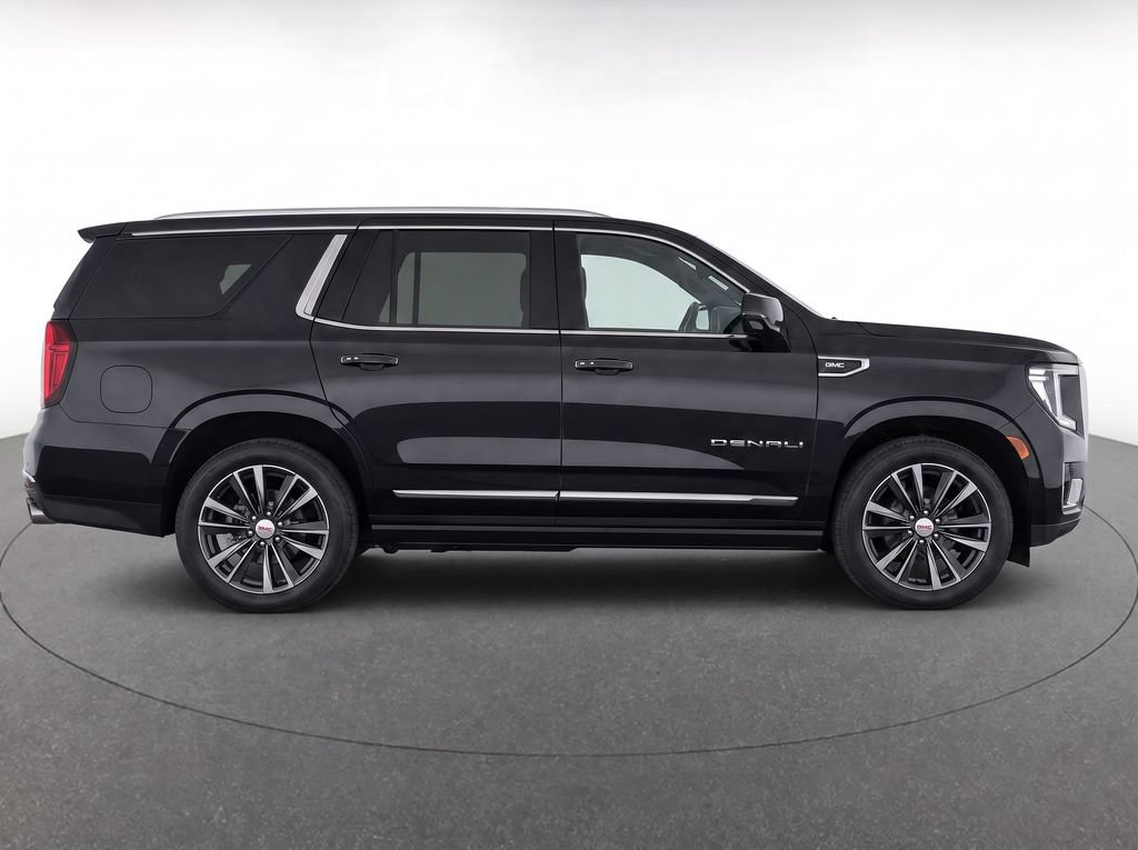 Used 2021 GMC Yukon Denali w/ Denali Premium Package AWD/4WD image 8