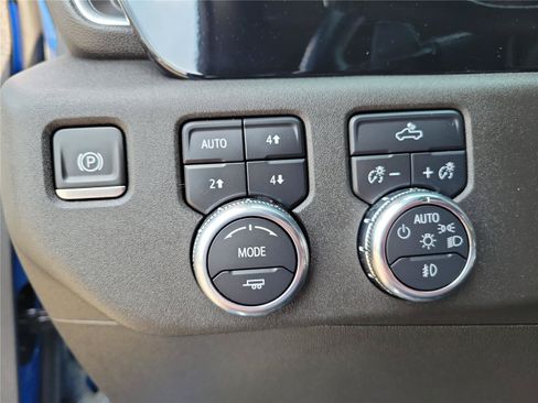 Used 2023 GMC Sierra 1500 Elevation AWD/4WD image 20