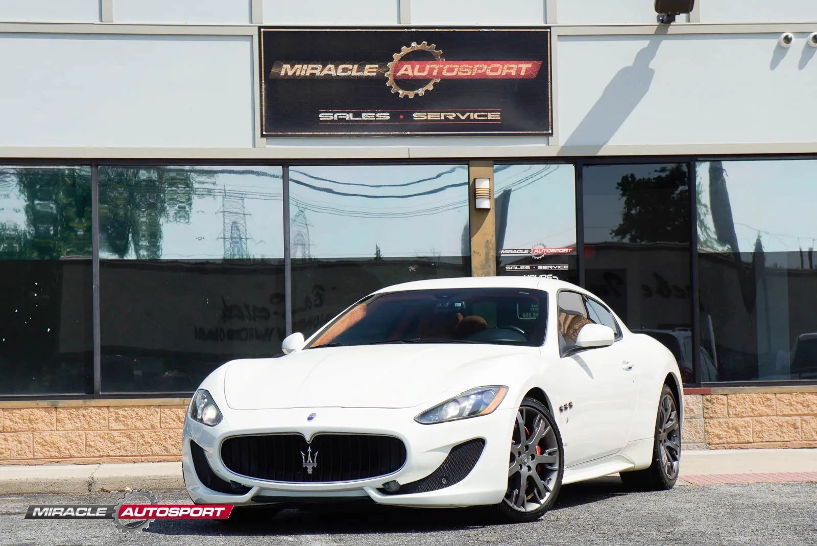Used 2017 Maserati GranTurismo Sport RWD image 1