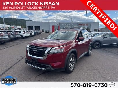 Certified 2022 Nissan Pathfinder SL w/ Lighting Package (N92)
