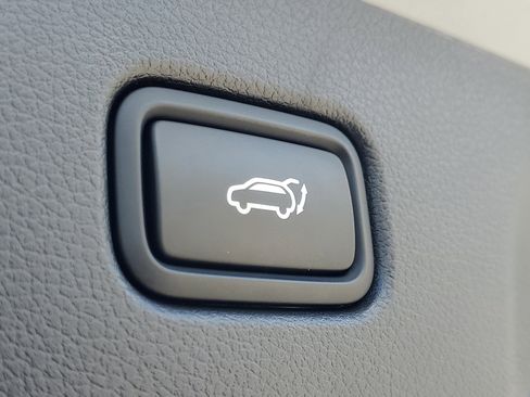 Used 2021 Hyundai Palisade Limited image 10