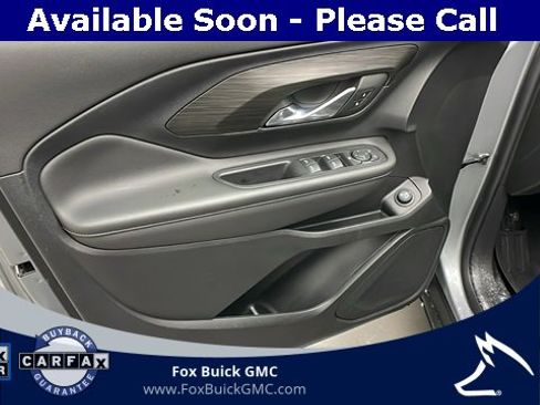 Used 2023 GMC Terrain SLE w/ Driver Convenience Package image 8