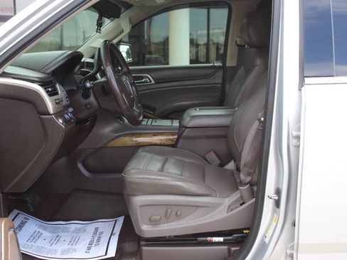 Used 2017 GMC Yukon XL Denali AWD/4WD image 19