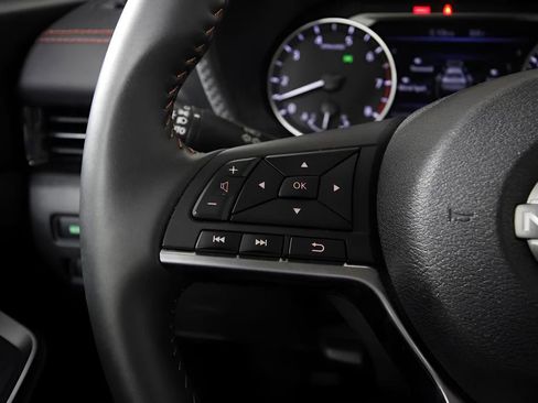 Used 2025 Nissan Sentra SR w/ Lighting Package FWD image 23