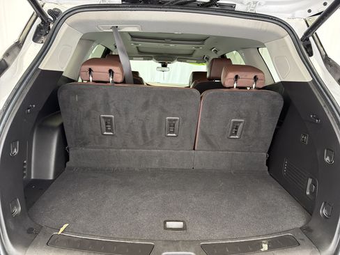 Used 2021 Buick Enclave Avenir w/ Avenir Technology Package FWD image 13