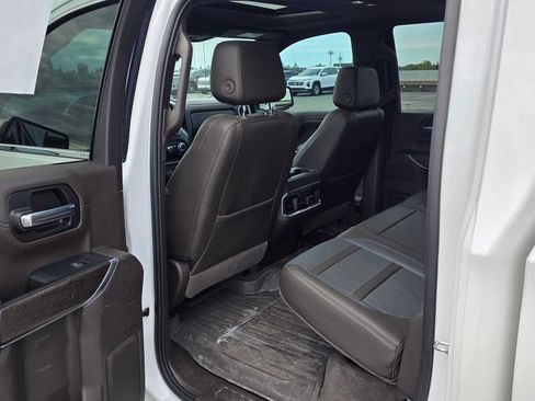 Certified 2022 GMC Sierra 1500 Denali w/ Denali Reserve Package AWD/4WD image 15