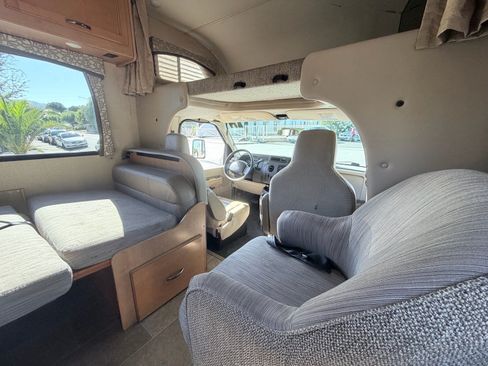 Used 2017 Ford E-450 and Econoline 450 Super Duty w/ Motorhome Prep Package RWD image 23