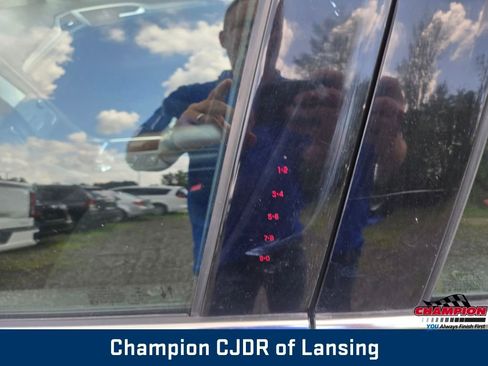 Used 2020 Ford Fusion SE image 13