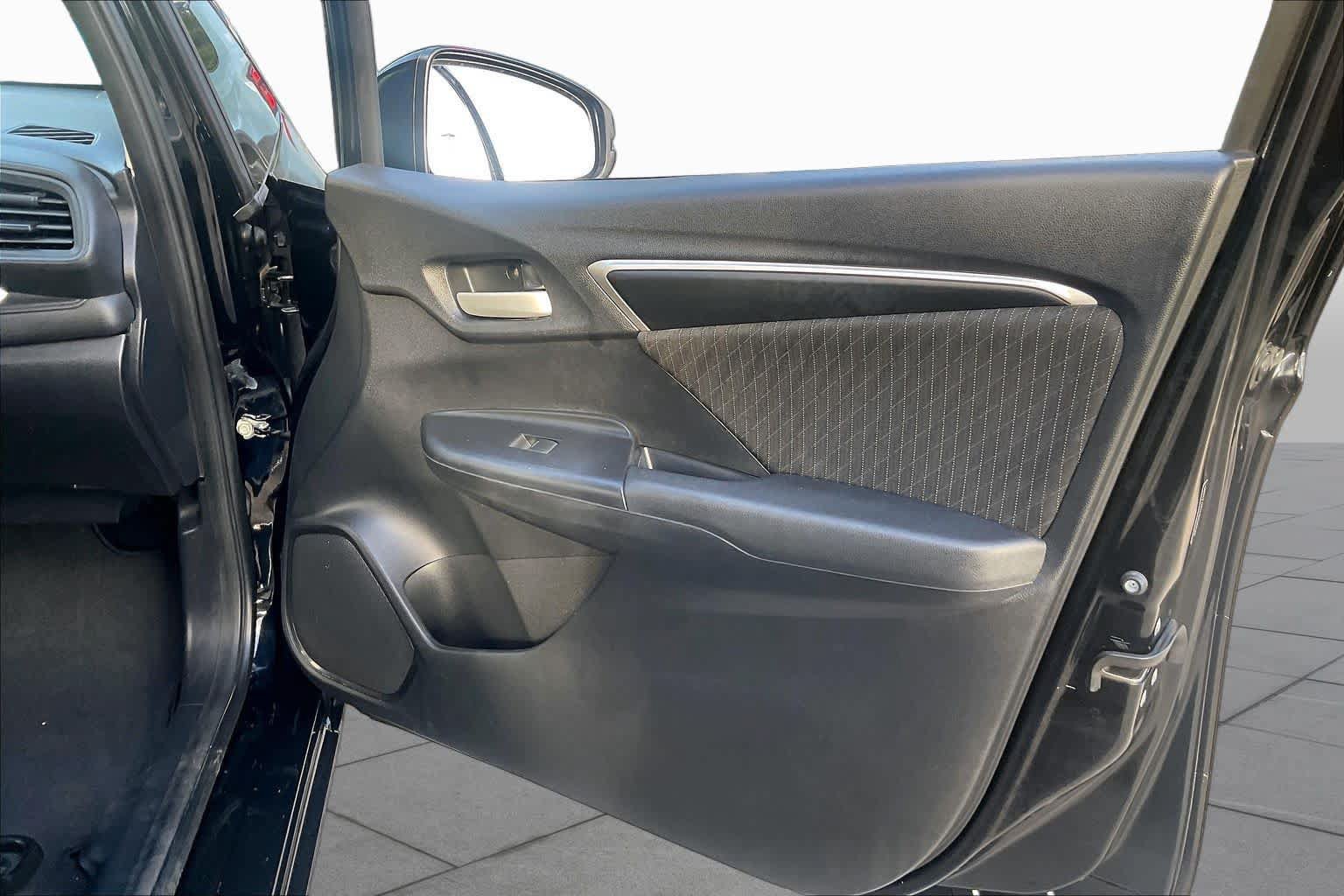 Used 2019 Honda Fit EX image 21