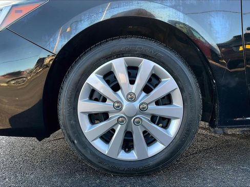 Used 2018 Subaru Impreza 2.0i image 10