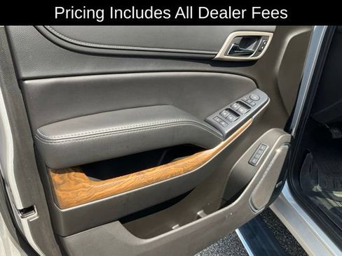 Used 2019 GMC Yukon Denali w/ Denali Ultimate Package AWD/4WD image 7