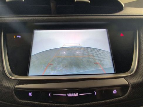 Used 2018 Cadillac XT5 Luxury w/ Driver Awareness Package image 26
