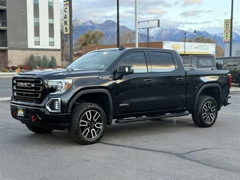 Used 2019 GMC Sierra 1500 AT4 w/ AT4 Premium Package image 3
