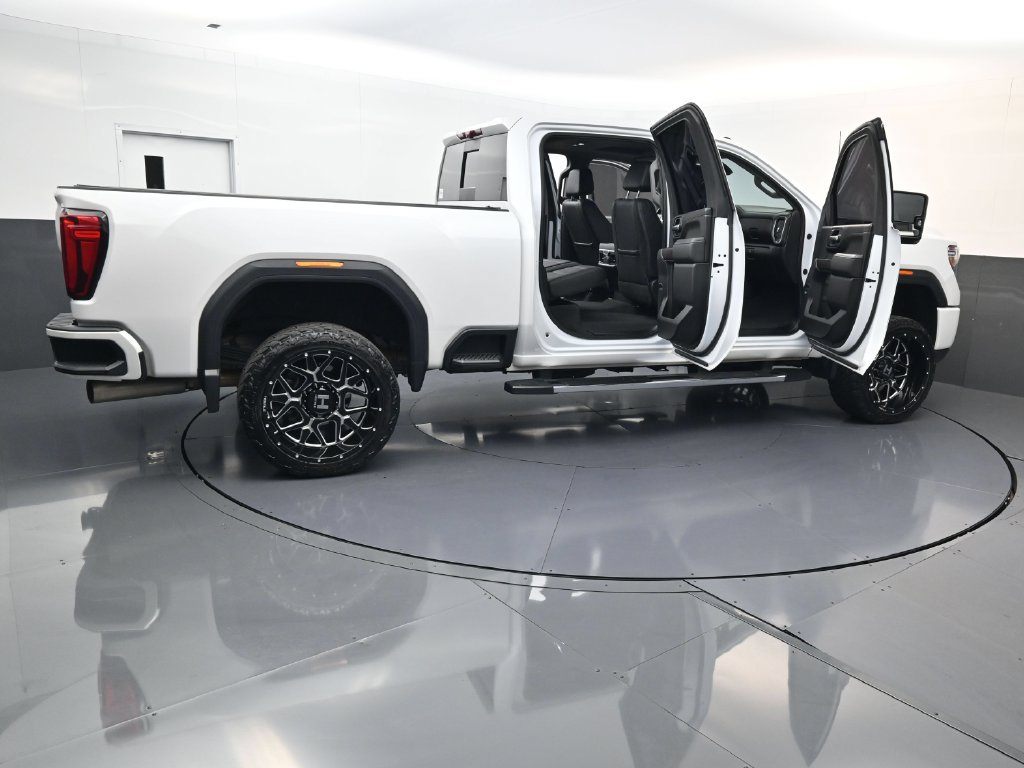 Used 2020 GMC Sierra 2500 Denali w/ Denali Ultimate Package AWD/4WD image 31